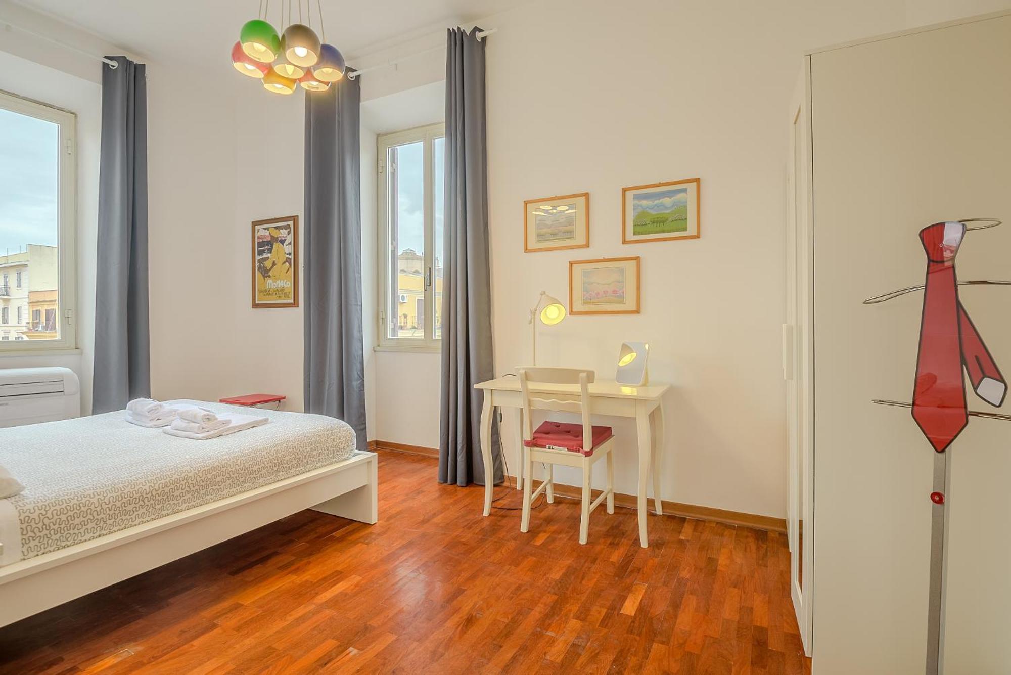 Candia Cento Vatican Museums Apartment