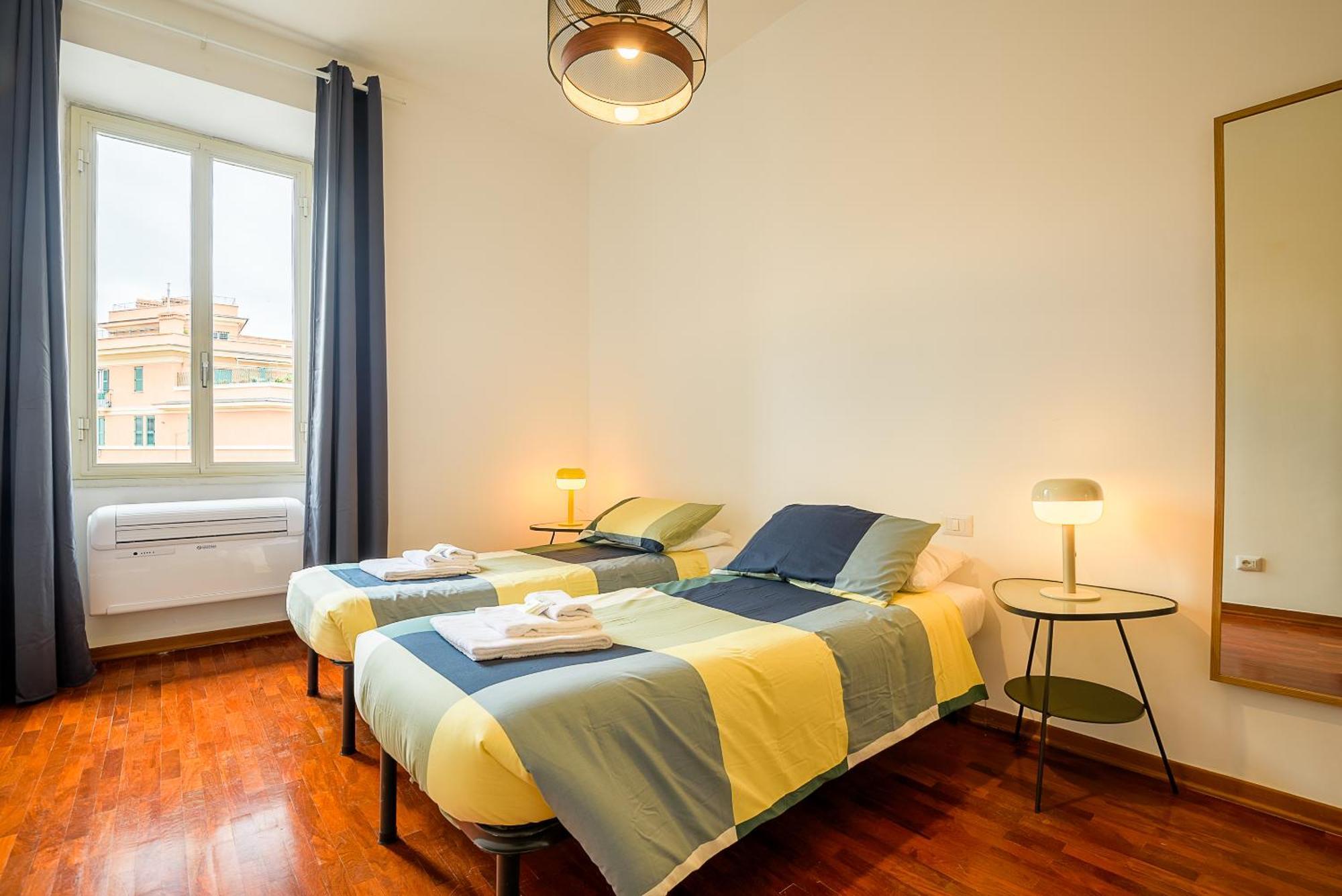 Candia Cento Vatican Museums Apartment Rom